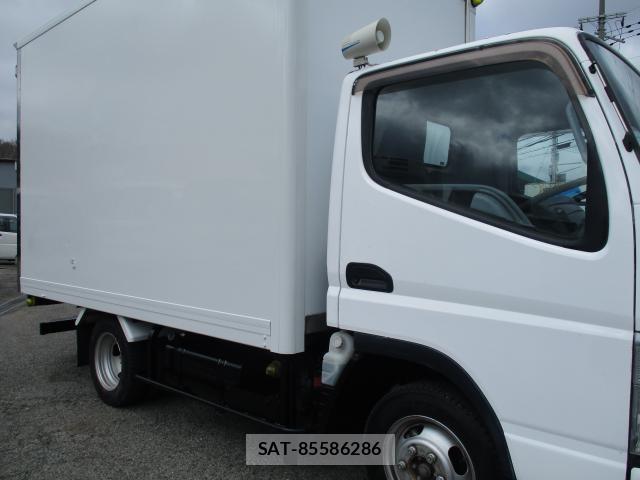 MITSUBISHI FUSO CANTER GUTS 2008-11 7799770-12