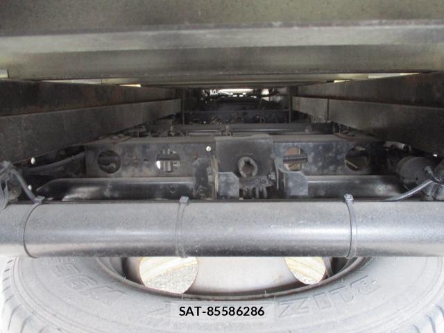 MITSUBISHI FUSO CANTER GUTS 2008-11 7799770-19