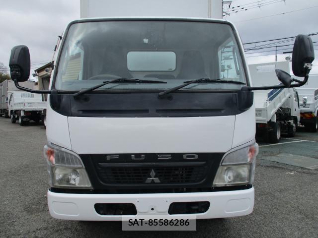 MITSUBISHI FUSO CANTER GUTS 2008-11 7799770-9