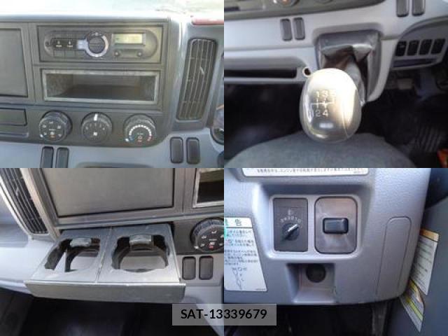 MITSUBISHI FUSO CANTER 2015-12 7793001-4