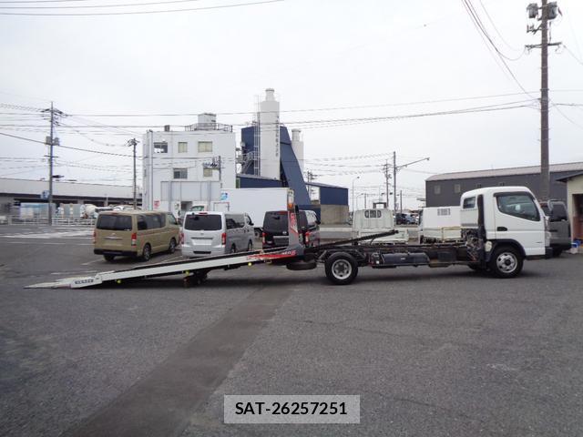 MITSUBISHI FUSO CANTER 2021-04 7793005-10