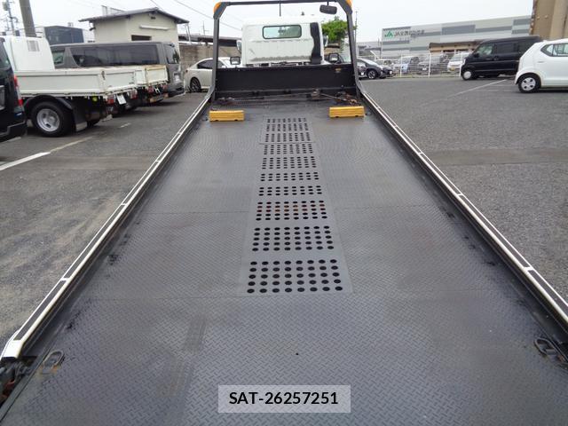 MITSUBISHI FUSO CANTER 2021-04 7793005-14