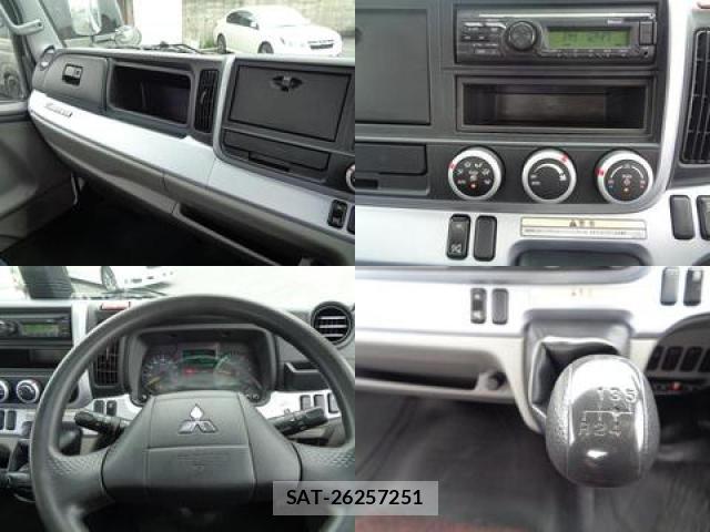 MITSUBISHI FUSO CANTER 2021-04 7793005-4