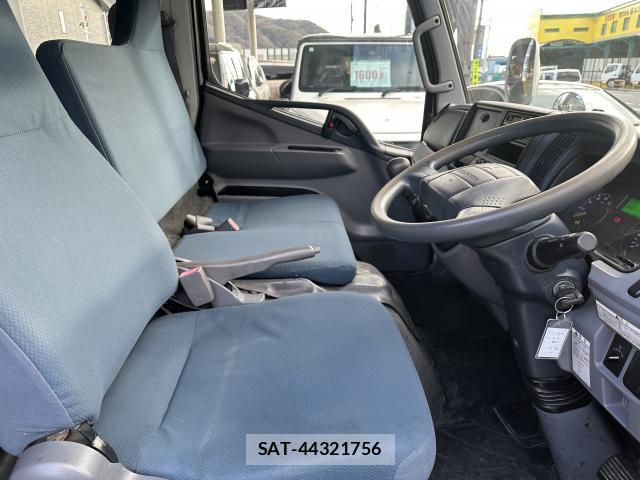 MITSUBISHI FUSO CANTER 2012-11 7793037-18
