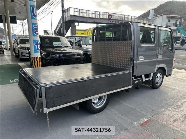 MITSUBISHI FUSO CANTER 2012-11 7793037-8