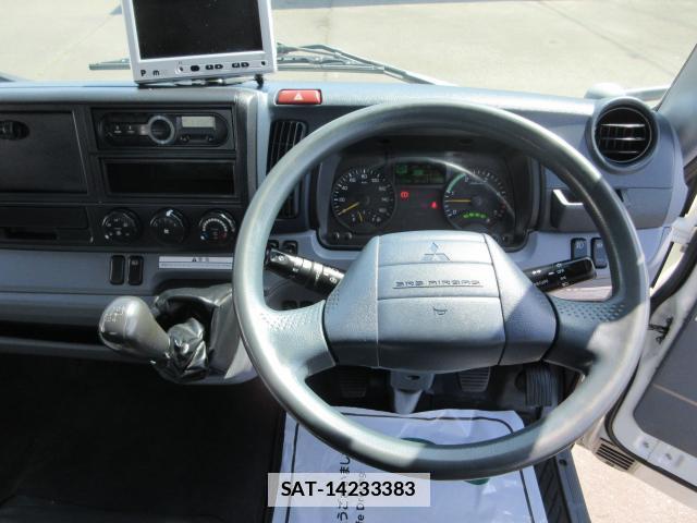 MITSUBISHI FUSO CANTER 2015-12 7793395-16