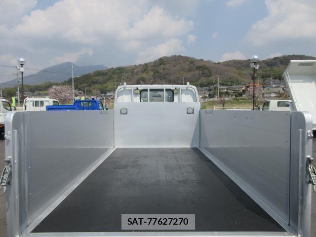 MITSUBISHI FUSO CANTER 2020-05 7793399-12