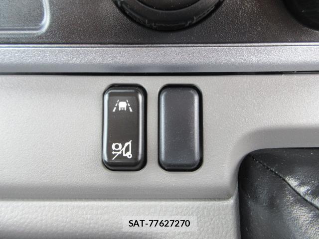 MITSUBISHI FUSO CANTER 2020-05 7793399-19