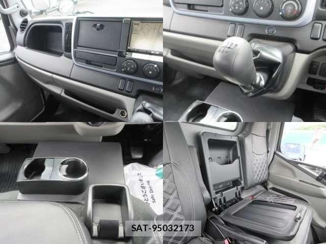 MITSUBISHI FUSO CANTER 2017-03 7793400-6