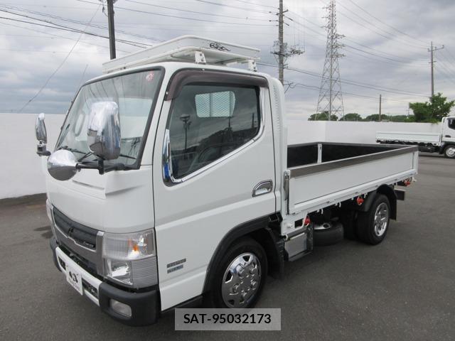 MITSUBISHI FUSO CANTER 2017-03 7793400-9