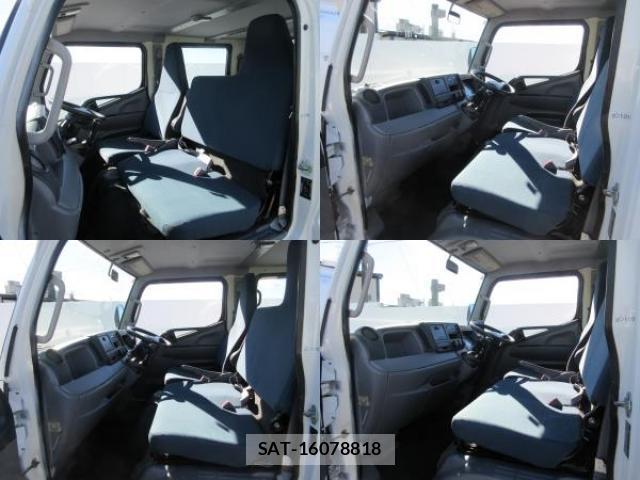 MITSUBISHI FUSO CANTER 2016-04 7793404-4