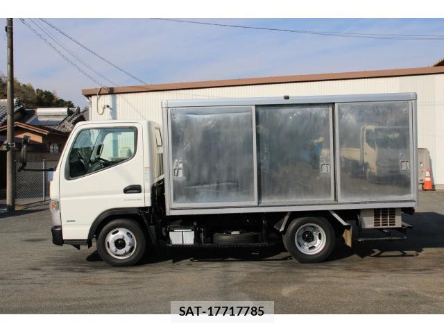 MITSUBISHI FUSO CANTER 2019-03 7793435-3
