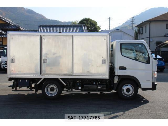 MITSUBISHI FUSO CANTER 2019-03 7793435-4