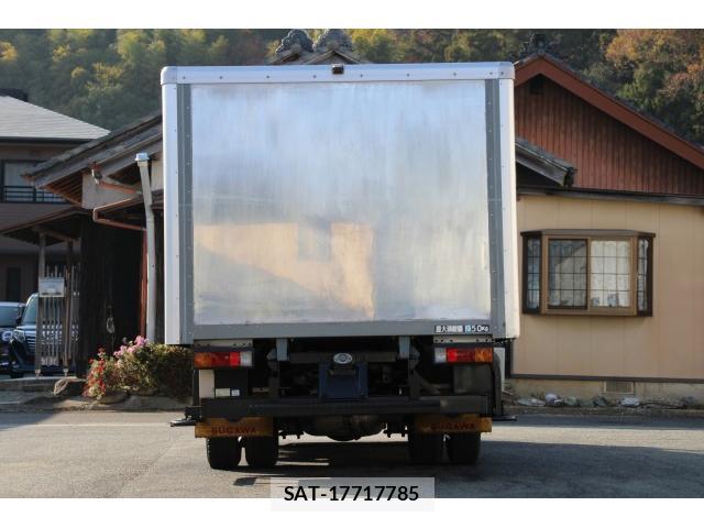 MITSUBISHI FUSO CANTER 2019-03 7793435-7
