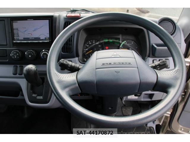 MITSUBISHI FUSO CANTER 2016-03 7793442-17