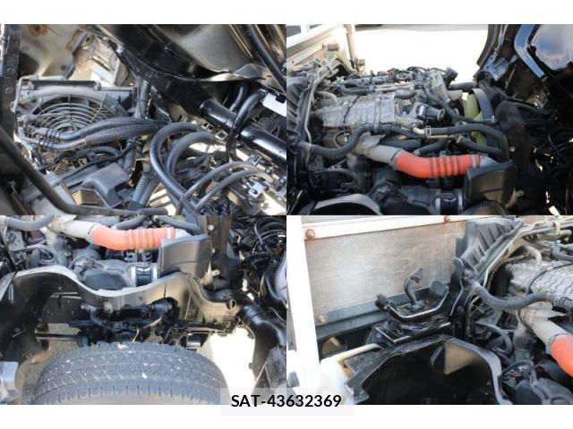 MITSUBISHI FUSO CANTER 2011-12 7793451-12