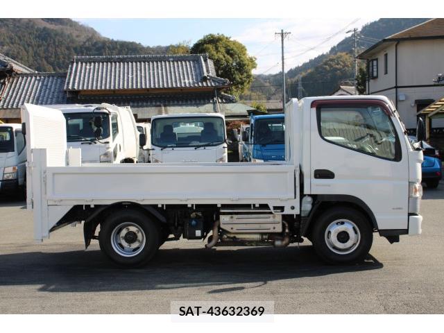 MITSUBISHI FUSO CANTER 2011-12 7793451-4