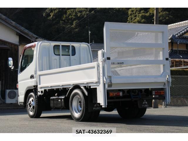 MITSUBISHI FUSO CANTER 2011-12 7793451-5