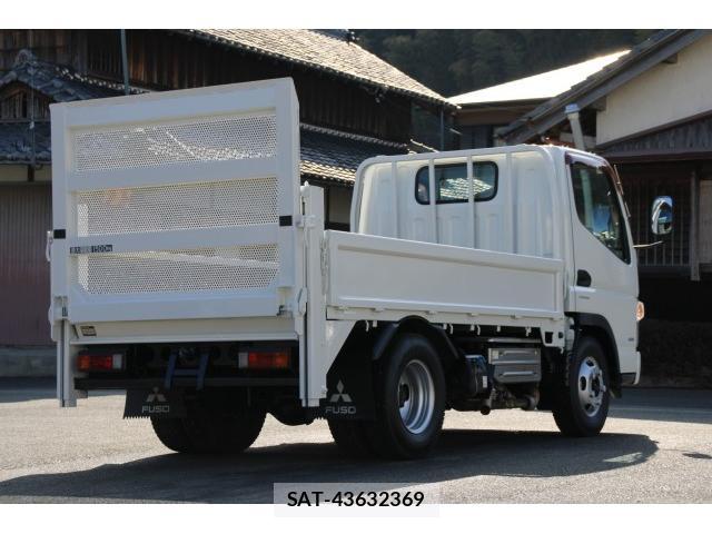 MITSUBISHI FUSO CANTER 2011-12 7793451-6