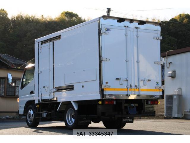 MITSUBISHI FUSO CANTER 2017-07 7793469-6