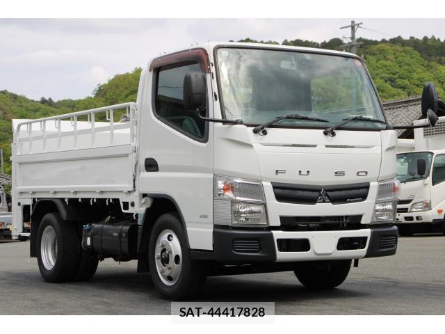 MITSUBISHI FUSO CANTER 2015-08 7793471-2