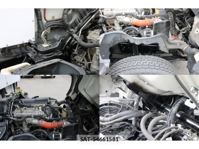 MITSUBISHI FUSO CANTER 2017-07 7793472-12