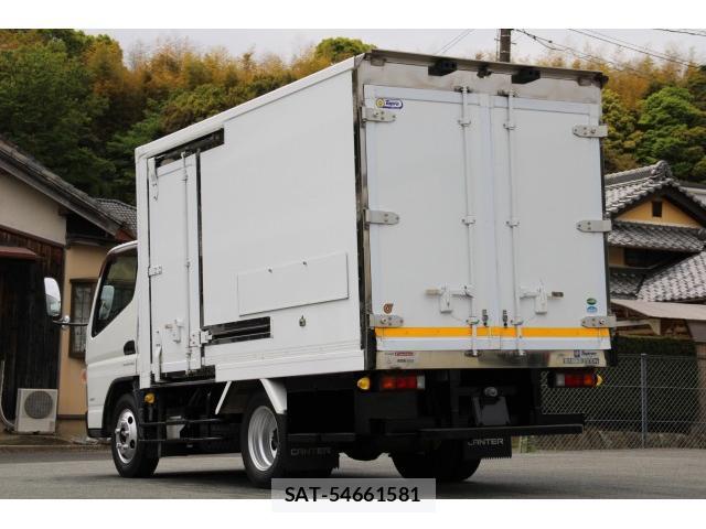 MITSUBISHI FUSO CANTER 2017-07 7793472-5