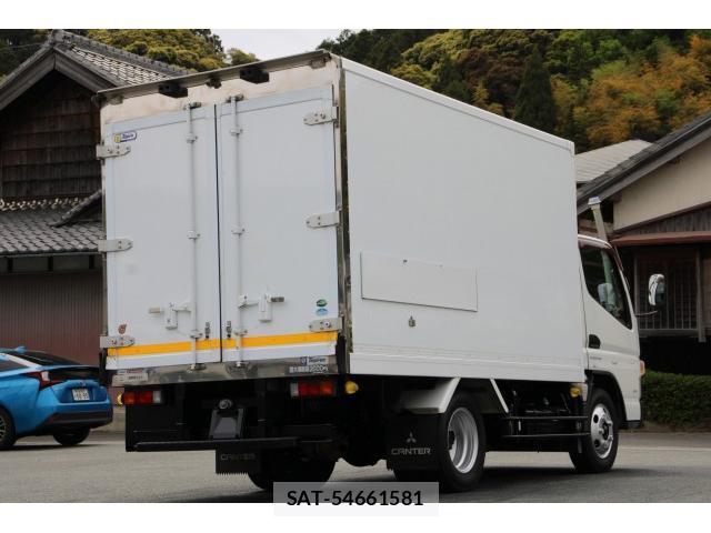 MITSUBISHI FUSO CANTER 2017-07 7793472-6
