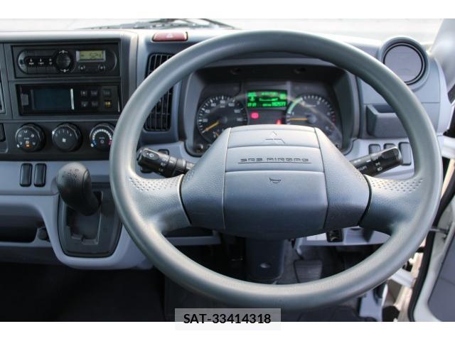MITSUBISHI FUSO CANTER 2015-08 7793473-6