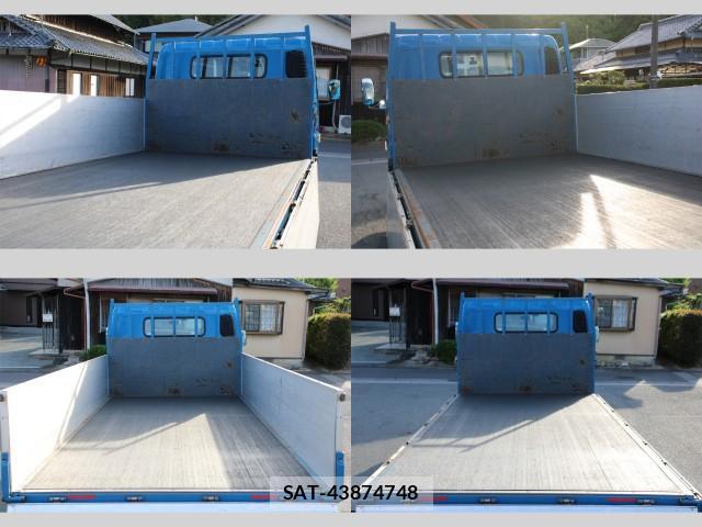 MITSUBISHI FUSO CANTER 2017-02 7793487-5