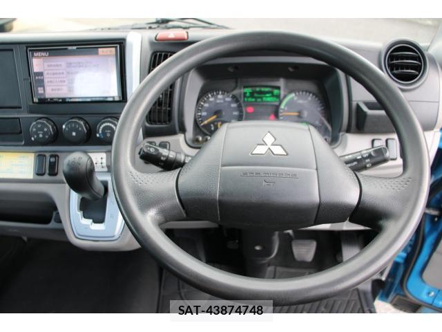 MITSUBISHI FUSO CANTER 2017-02 7793487-7