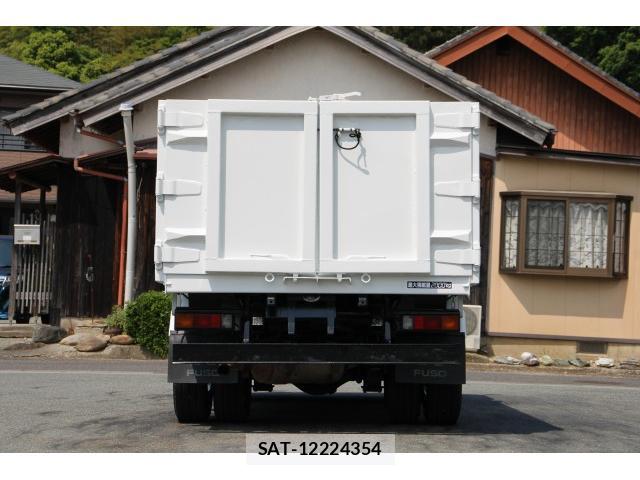 MITSUBISHI FUSO CANTER 2011-08 7793494-5