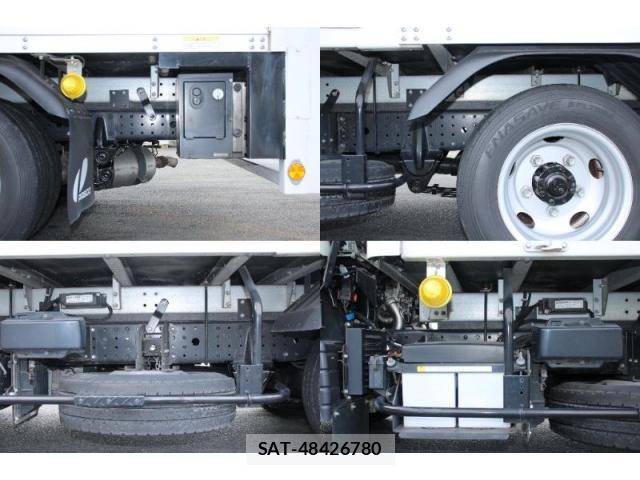 MITSUBISHI FUSO CANTER 2023-05 7793522-18