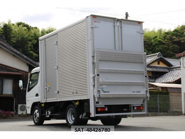 MITSUBISHI FUSO CANTER 2023-05 7793522-5
