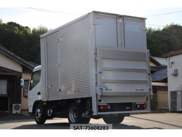 MITSUBISHI FUSO CANTER 2023-05 7793523-5