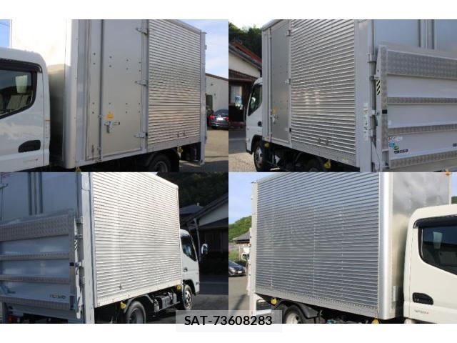 MITSUBISHI FUSO CANTER 2023-05 7793523-8