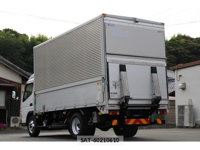 MITSUBISHI FUSO CANTER 2019-03 7793525-5