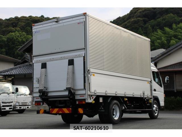 MITSUBISHI FUSO CANTER 2019-03 7793525-6