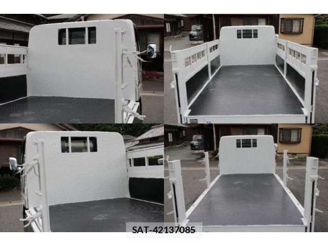 MITSUBISHI FUSO CANTER 2019-04 7793529-13