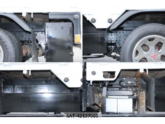 MITSUBISHI FUSO CANTER 2019-04 7793529-17