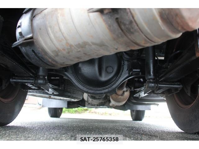 MITSUBISHI FUSO CANTER 2015-05 7793535-17