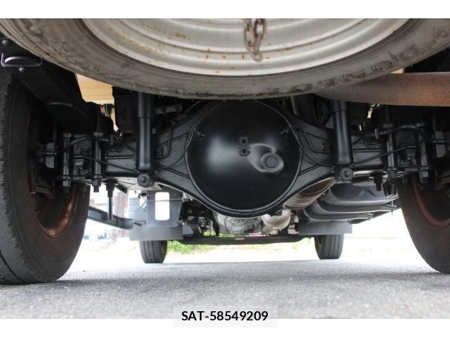 MITSUBISHI FUSO CANTER 2015-04 7793538-19