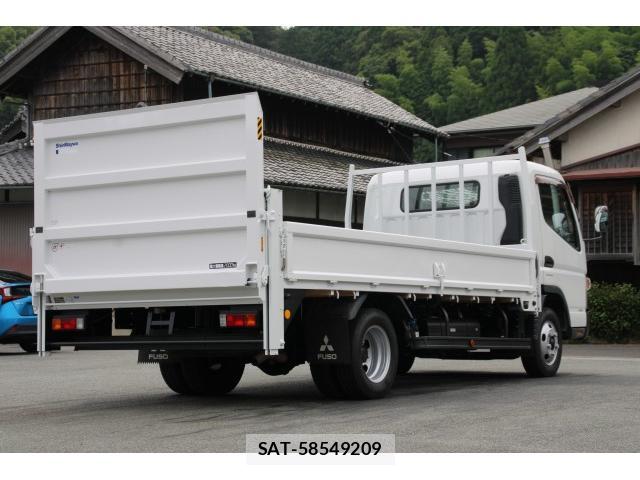 MITSUBISHI FUSO CANTER 2015-04 7793538-6