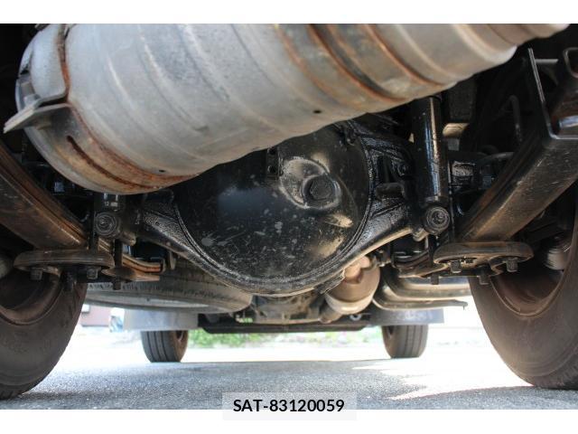 MITSUBISHI FUSO CANTER 2016-08 7793539-17