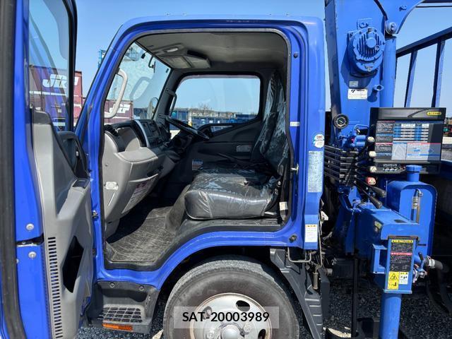 MITSUBISHI FUSO CANTER 2017-10 7795947-17