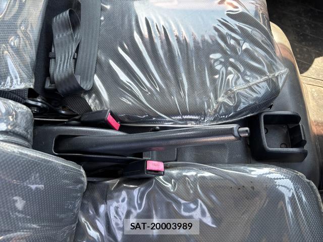 MITSUBISHI FUSO CANTER 2017-10 7795947-19