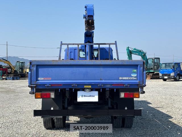 MITSUBISHI FUSO CANTER 2017-10 7795947-4