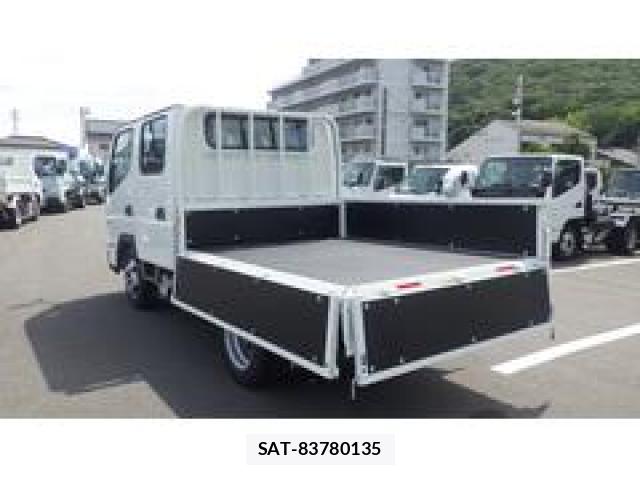 MITSUBISHI FUSO CANTER 2024-10 7796435-3