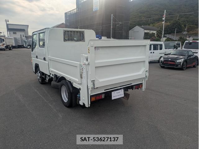 MITSUBISHI FUSO CANTER 2015-10 7796438-5