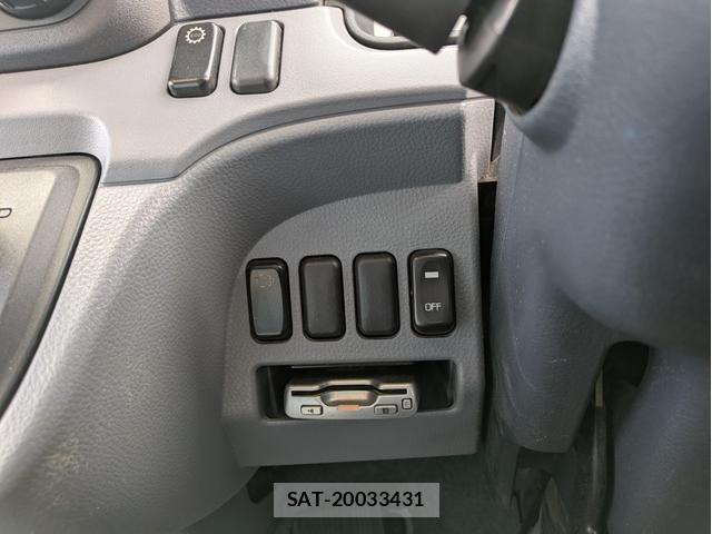 MITSUBISHI FUSO CANTER 2014-08 7796442-6